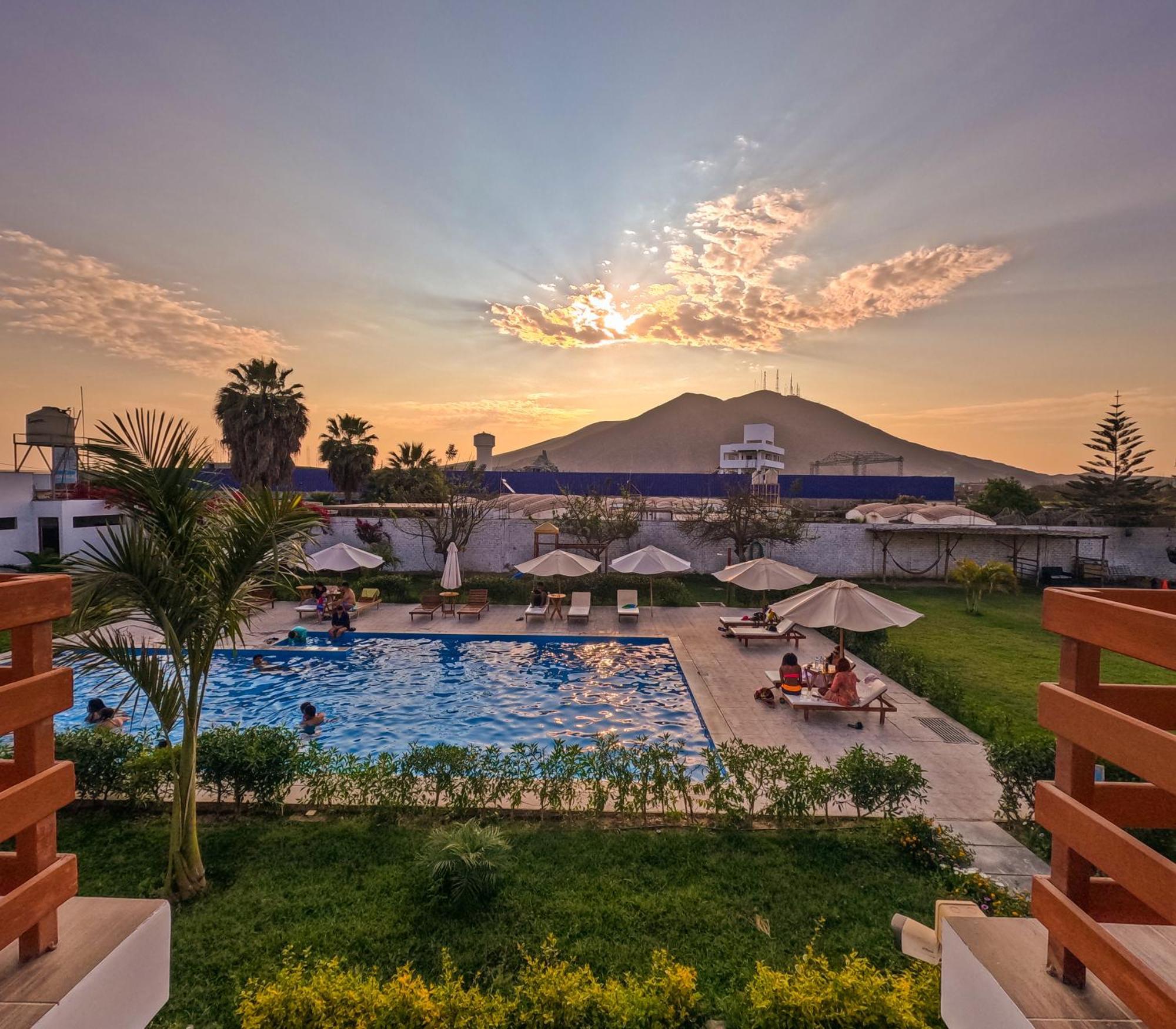 Hotel La Colina Серро-Прието Экстерьер фото